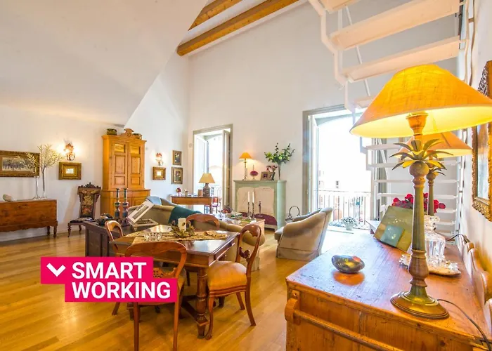 Charming Apartment In The City Center By Wonderful Italy